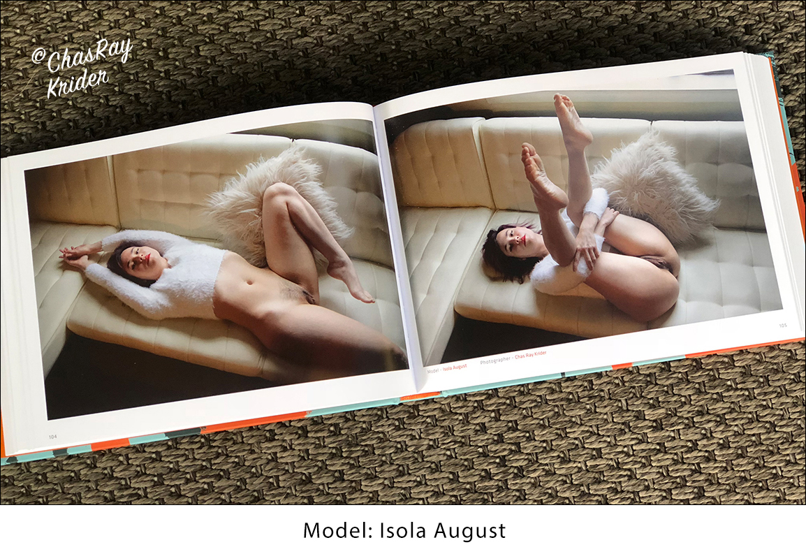 pussy_butts_isola_pillow